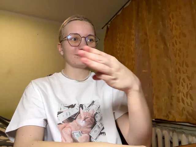 YOUR-TOP-PASSOIN's BongaCams show and profile