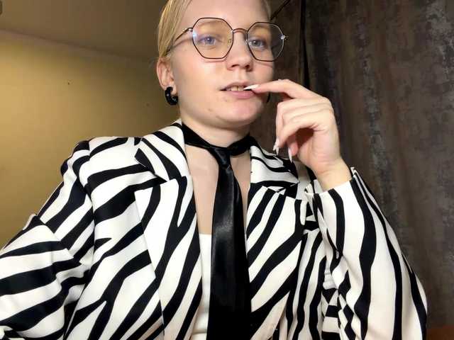 YOUR-TOP-PASSOIN's BongaCams show and profile