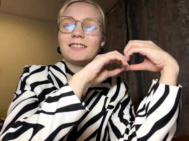 YOUR-TOP-PASSOIN's BongaCams show and profile