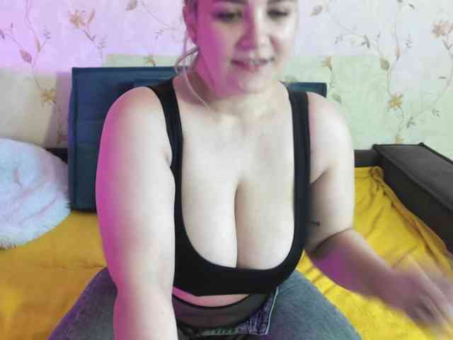 CandiCage webcam