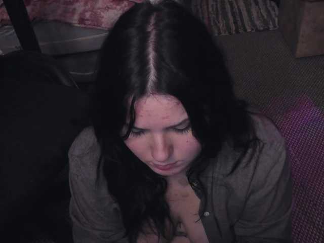 Offline Diassporra on BongaCams