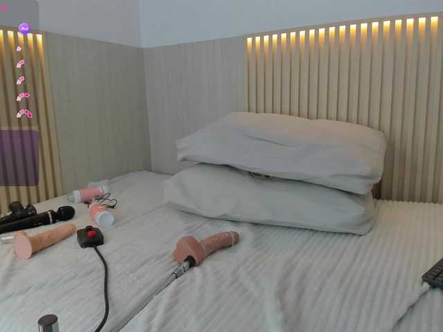 ViolettaBecker's BongaCams show and profile