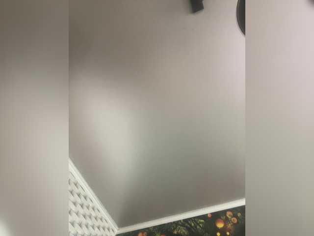 Violetta1351's BongaCams show and profile