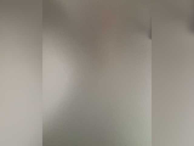 Violetta1351's BongaCams show and profile