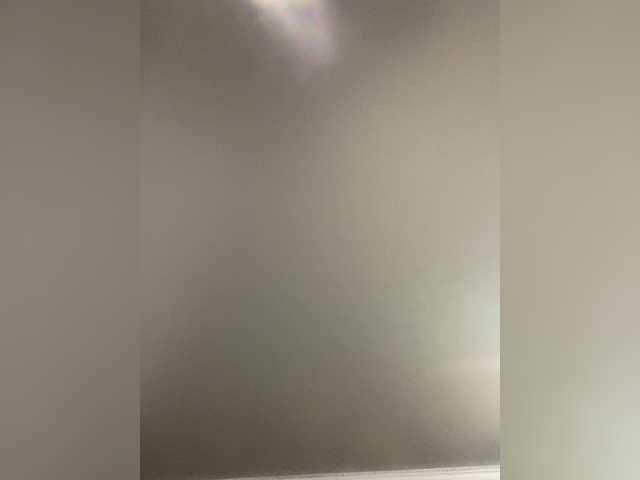 Violetta1351's BongaCams show and profile