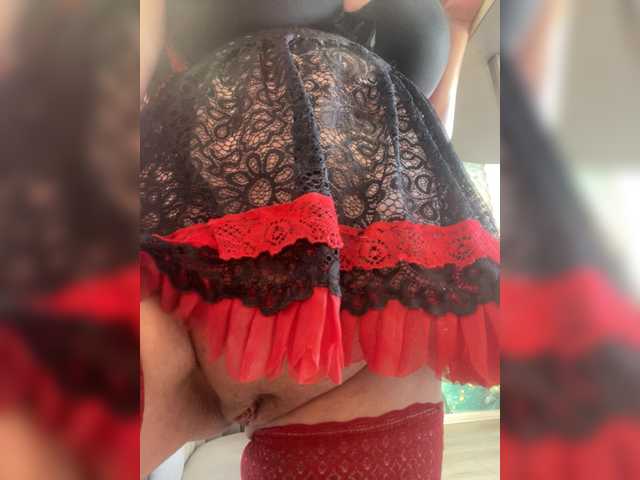 Violetta1351's BongaCams show and profile