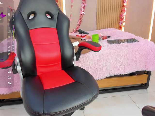 StephanySummer's BongaCams show and profile