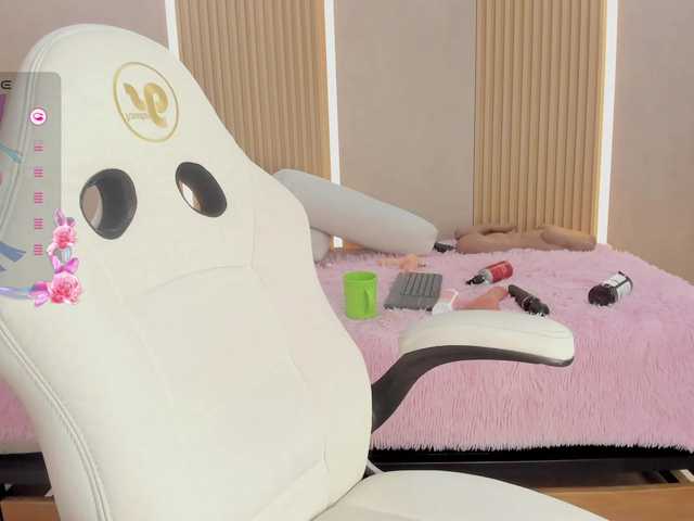 StephanySummer's BongaCams show and profile