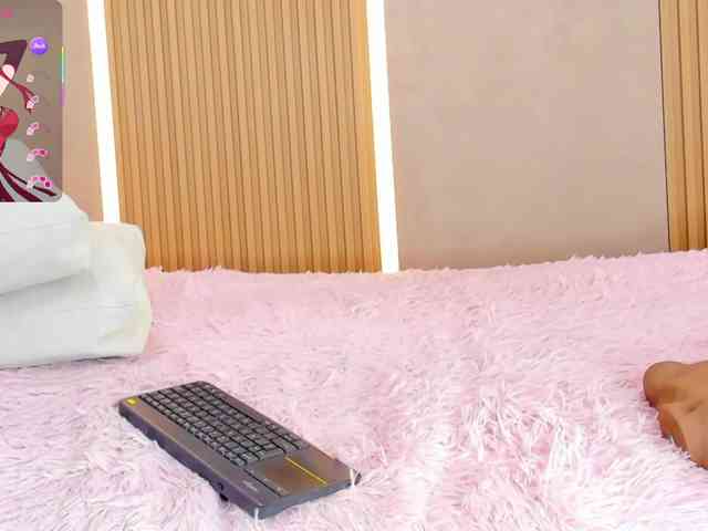 StephanySummer webcam