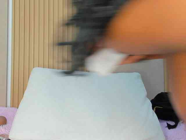 StephanySummer webcam