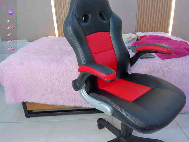 StephanySummer StephanySummer