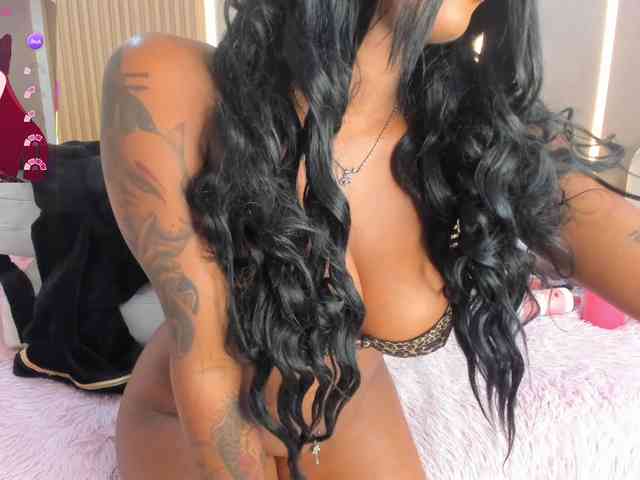 StephanySummer webcam