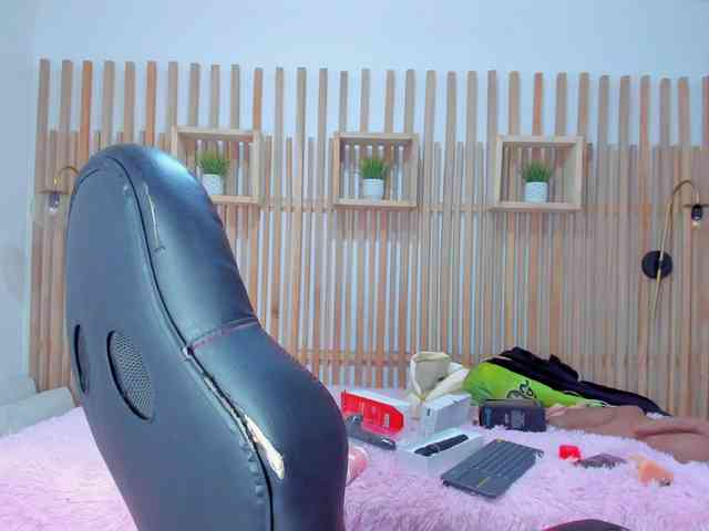 StephanySummer webcam