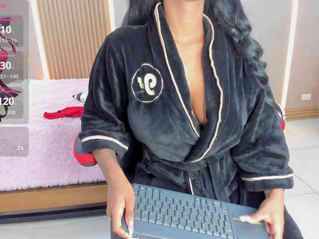 StephanySummer StephanySummer