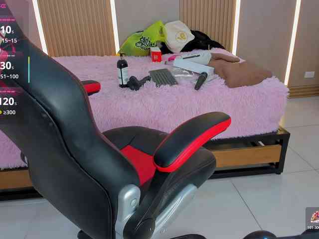 StephanySummer StephanySummer