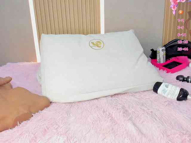 StephanySummer StephanySummer