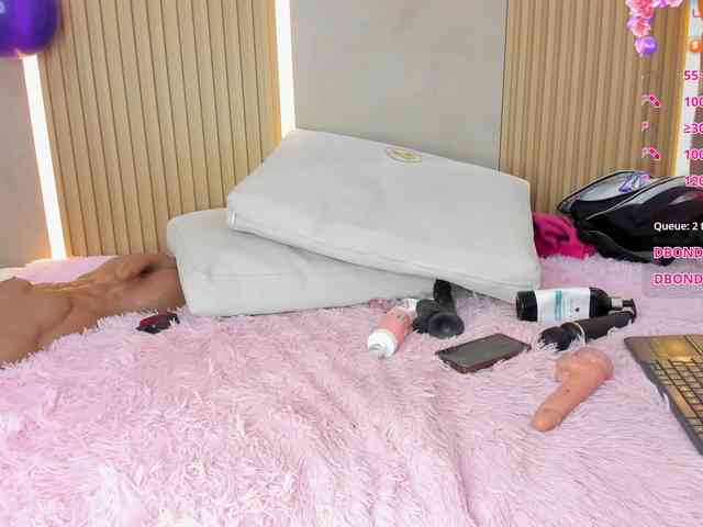 StephanySummer webcam