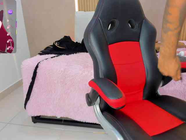 StephanySummer webcam