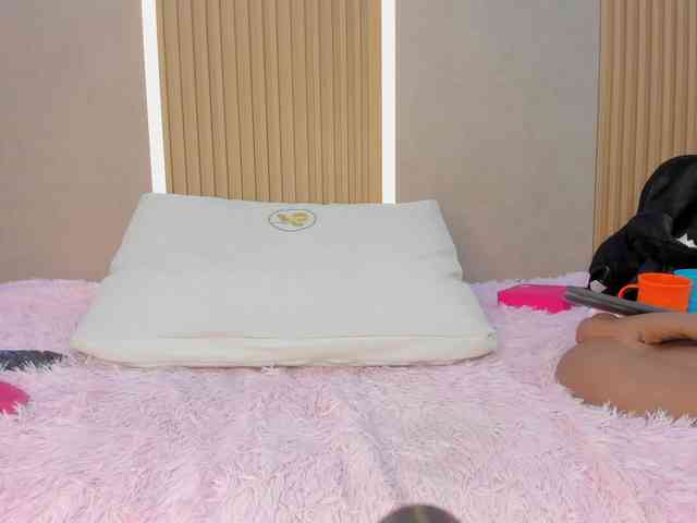 StephanySummer webcam