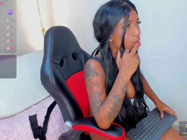 StephanySummer webcam