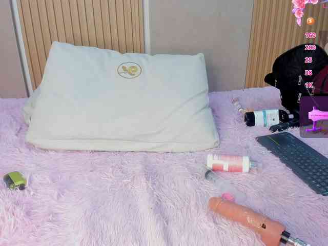 StephanySummer webcam