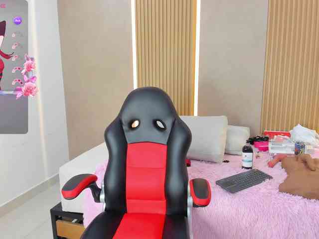 StephanySummer webcam