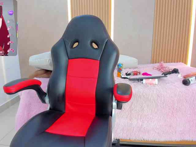 StephanySummer webcam