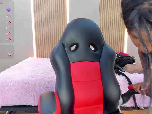 StephanySummer StephanySummer