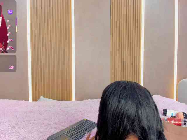 StephanySummer webcam