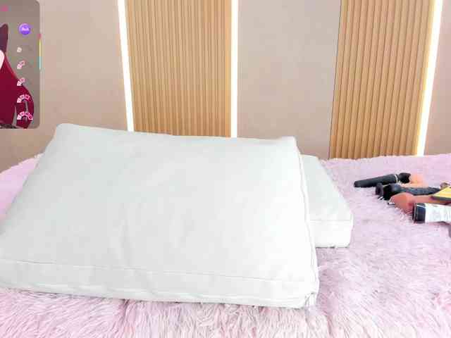 StephanySummer webcam