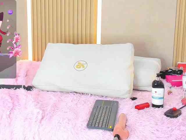 StephanySummer webcam