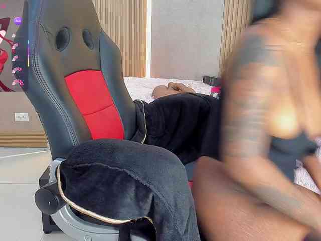 StephanySummer webcam