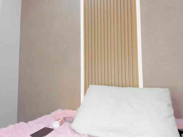 StephanySummer webcam
