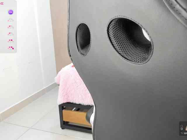 StephanySummer webcam