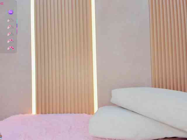 StephanySummer webcam