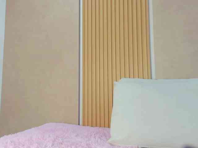 StephanySummer webcam