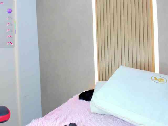 StephanySummer StephanySummer