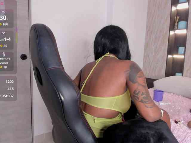 StephanySummer webcam