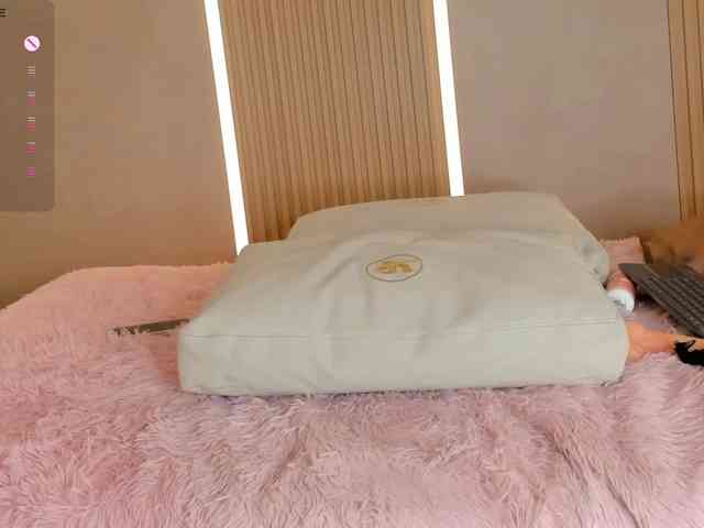 StephanySummer webcam