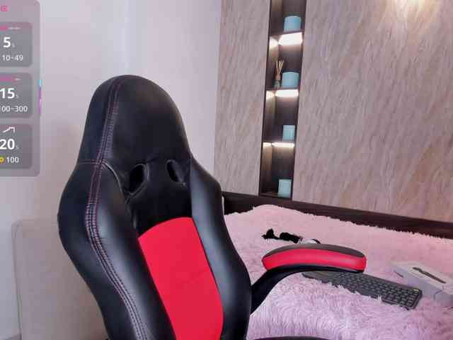 StephanySummer StephanySummer