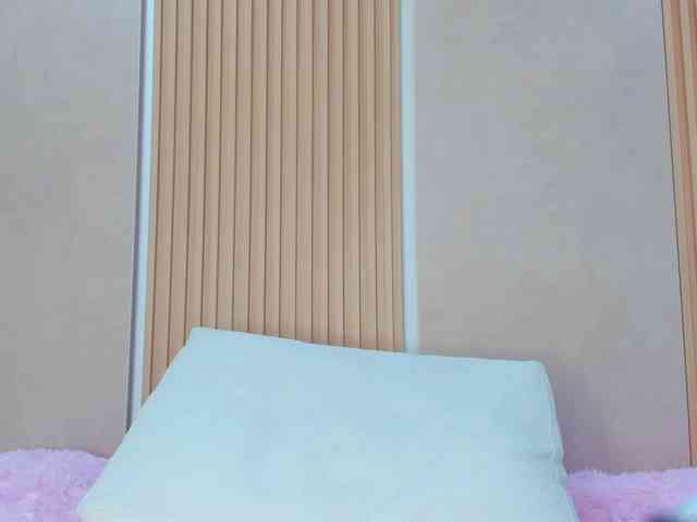 StephanySummer webcam