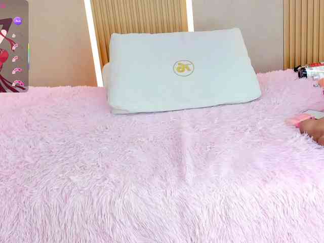 StephanySummer webcam