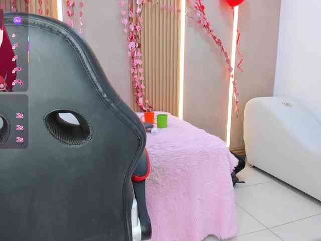 StephanySummer webcam