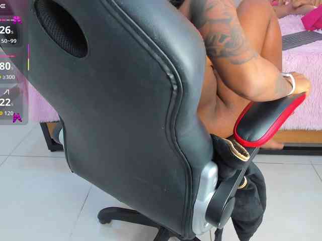 StephanySummer webcam