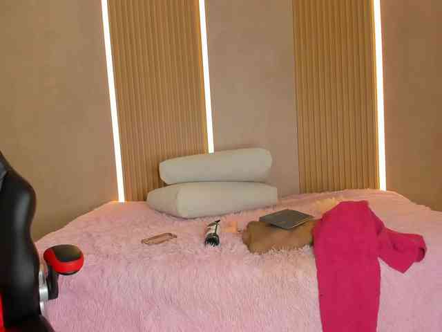 StephanySummer webcam