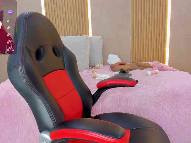 StephanySummer webcam