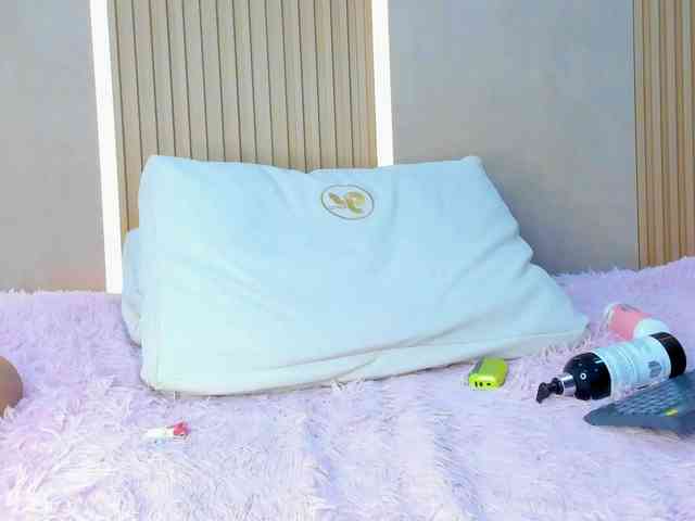 StephanySummer webcam