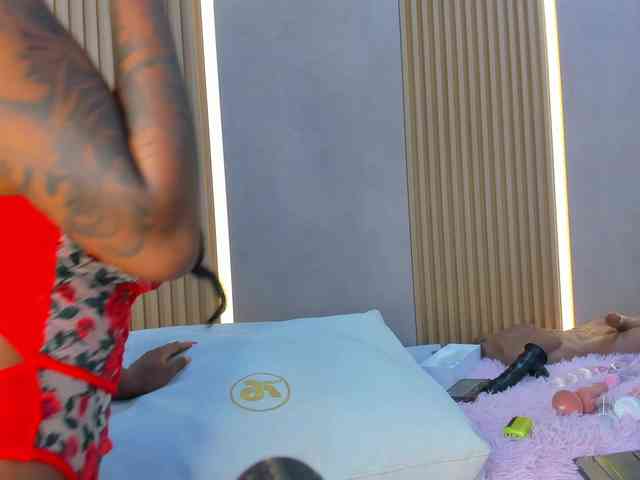 StephanySummer webcam