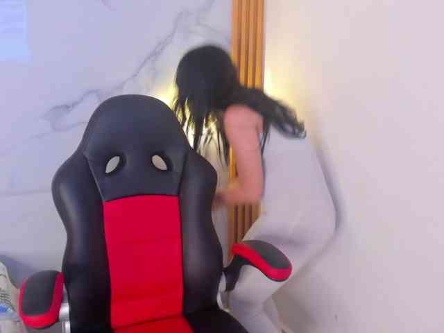 AmmieKova webcam