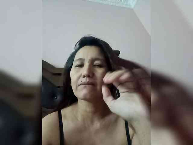 Ladybigass041781 webcam